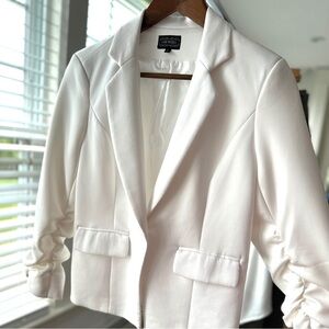 Countess Fitted White Blazer with Notched Lapels and Ruched Sleeves, stretch